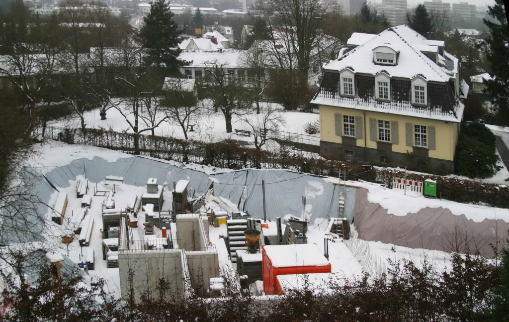 Gigantische Ausmaße: Die Baustelle am 25. Januar 2013